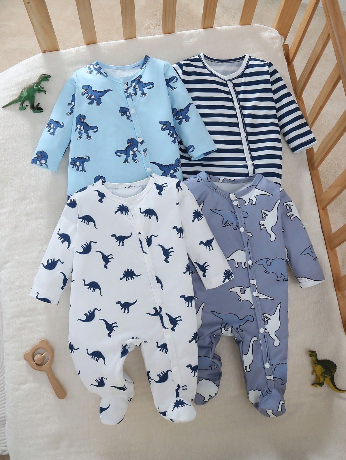 SET DE MAMELUCOS TALLA 3-6 MESES + PAÑITOS HUMEDOS